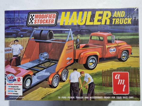 AMT 1:25 1953 FORD & TRAILER