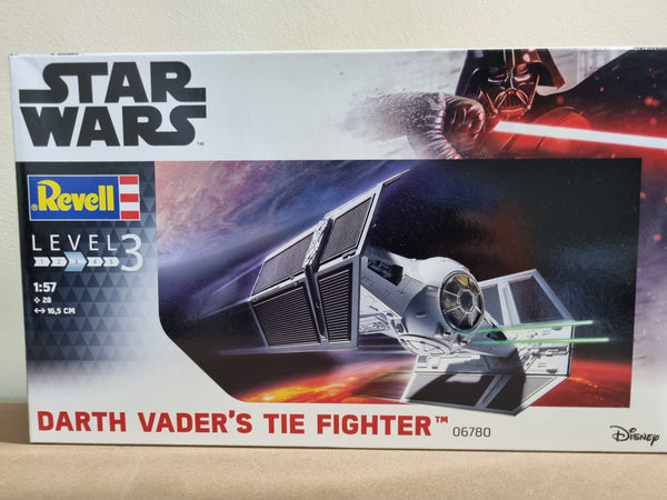 Revell 1/57 Vaders Tie fighter